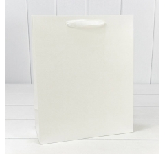 Пакет подарочный Белый 26*32*13 230г 1/20 1/240