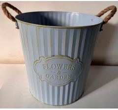 Кашпо металлическое 28*28*17, 1 шт., нежно-голубой