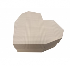 Коробка-сердце 270*260*100 мм, дизайн 2021-11, белое дно